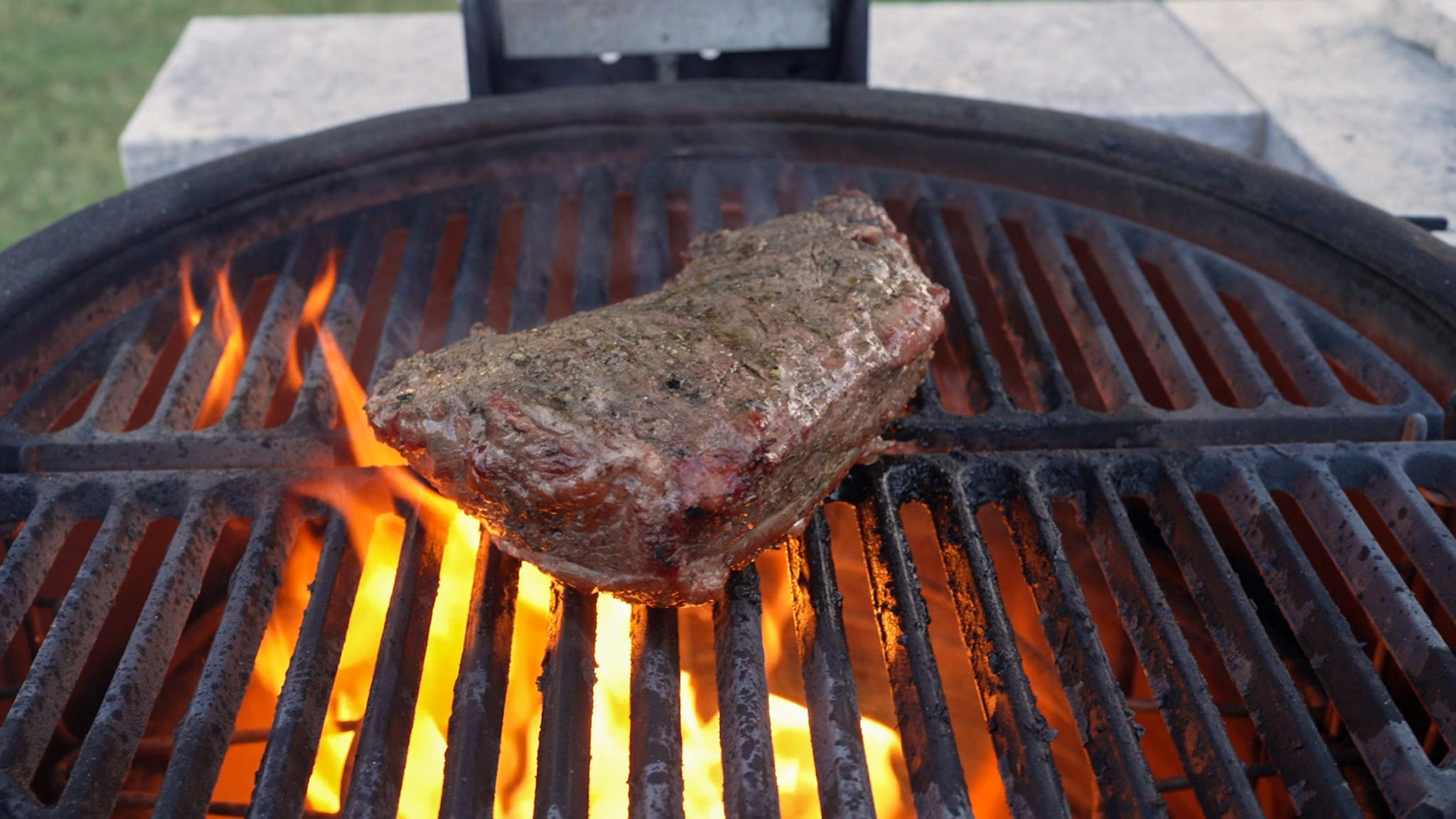 Sear the Smoked Tri-Tip Over a Hot fire