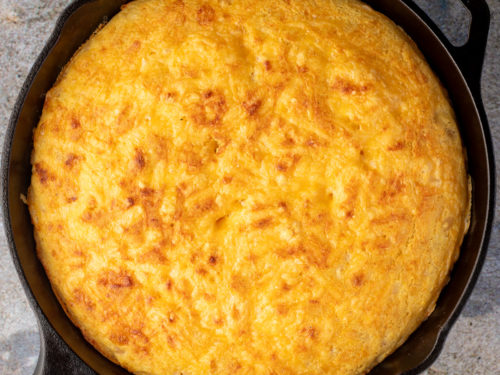 https://austin-eats.com/wp-content/uploads/cornbread-in-a-cast-iron-skillet-500x375.jpg